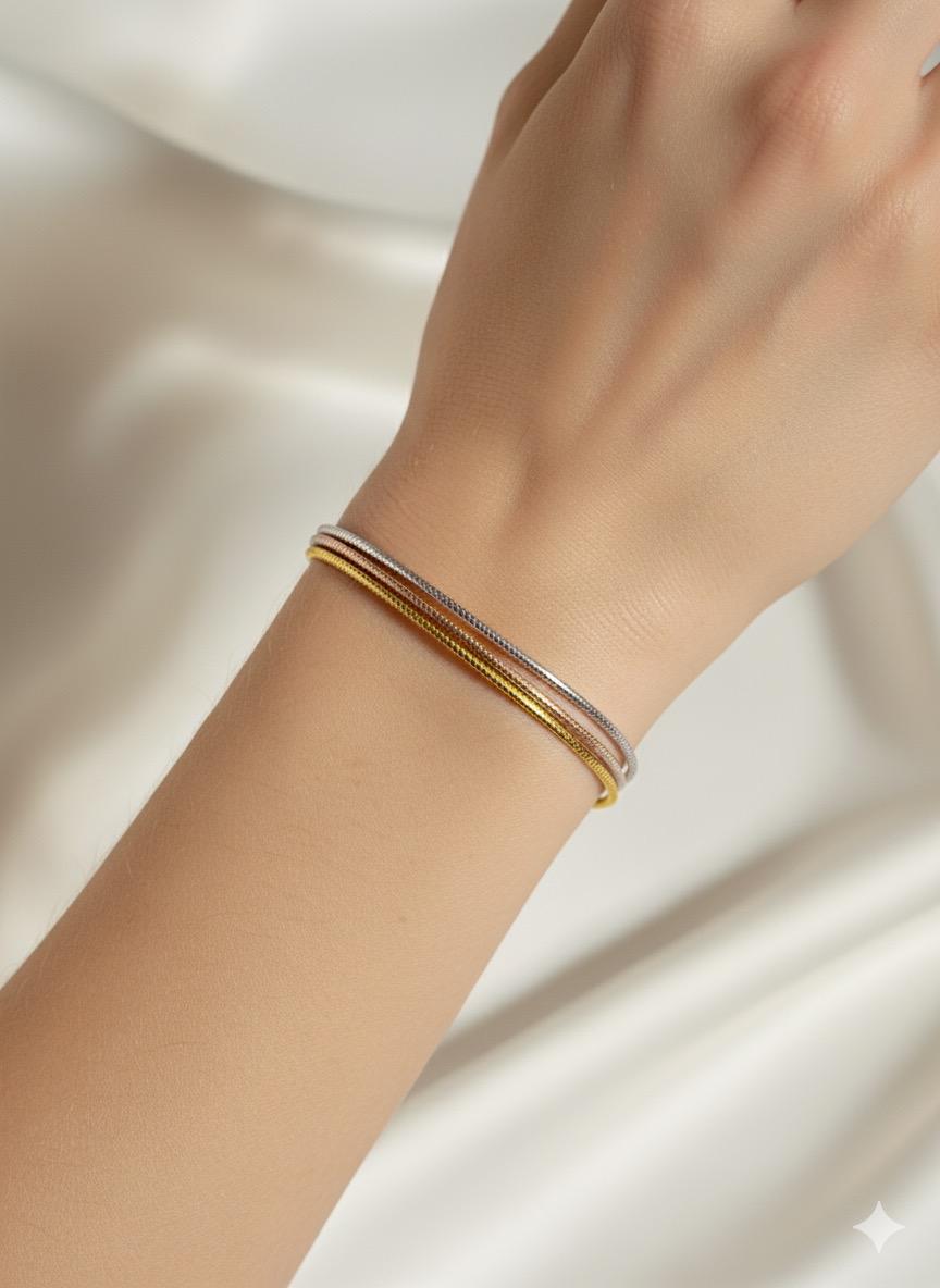 Tri-Tone Sleek Chain Bracelet