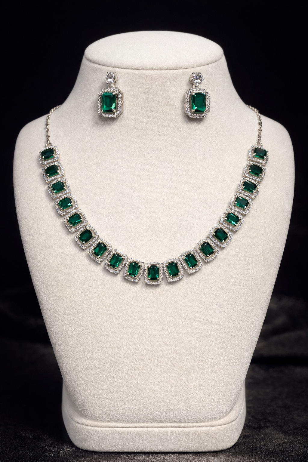 Victorian Halo Necklace Set