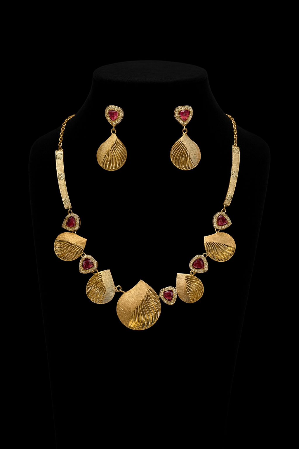 Royal Crimson Petals Necklace Set