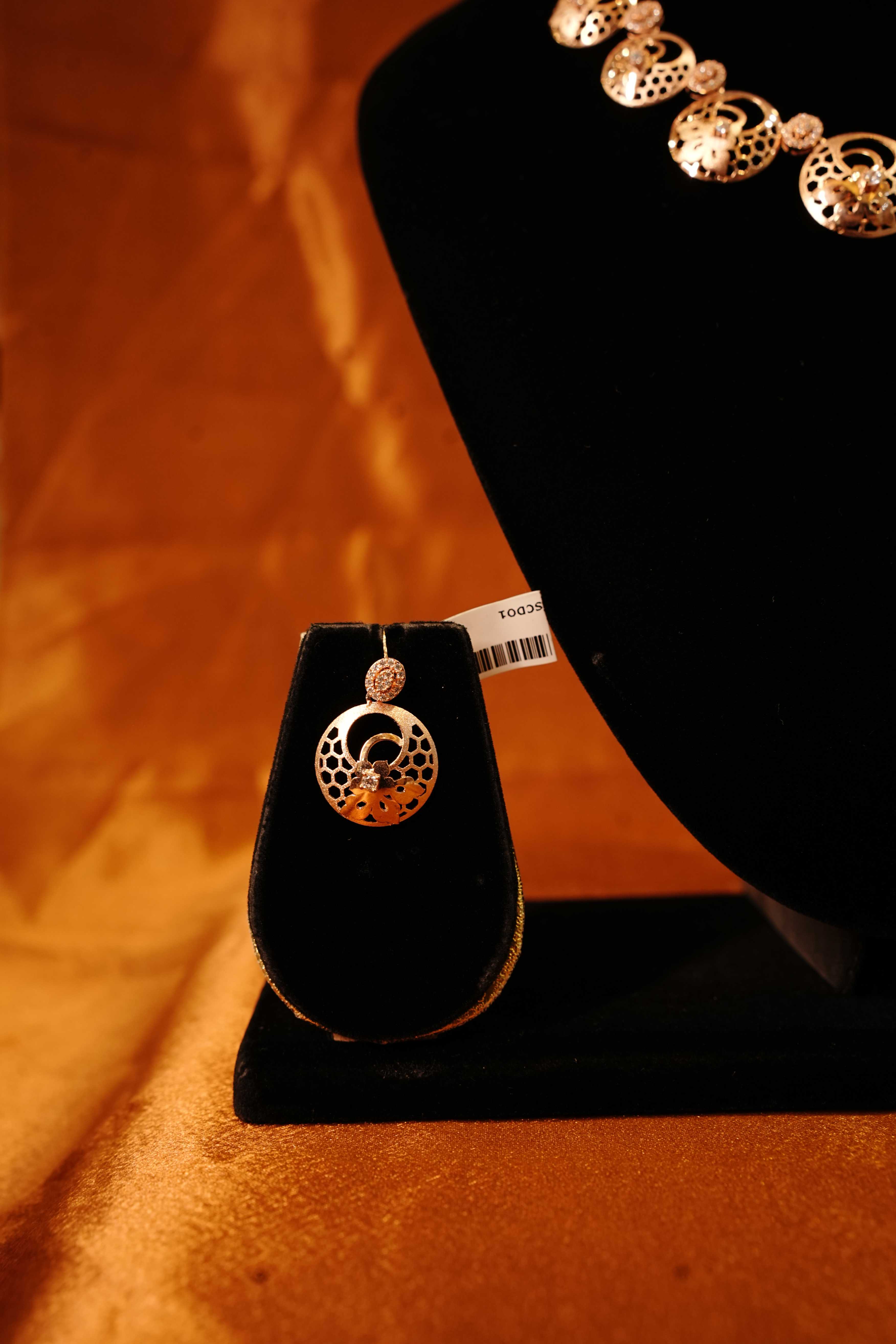 Eternal glow necklace set