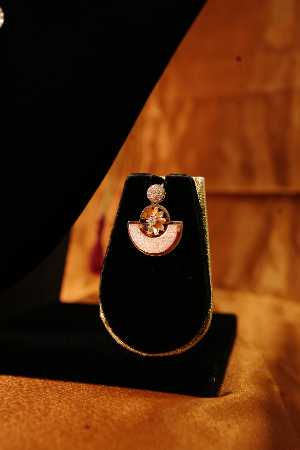 Eternal Rosé Necklace